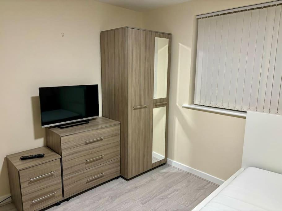 Apartment Exquisite At Walsall